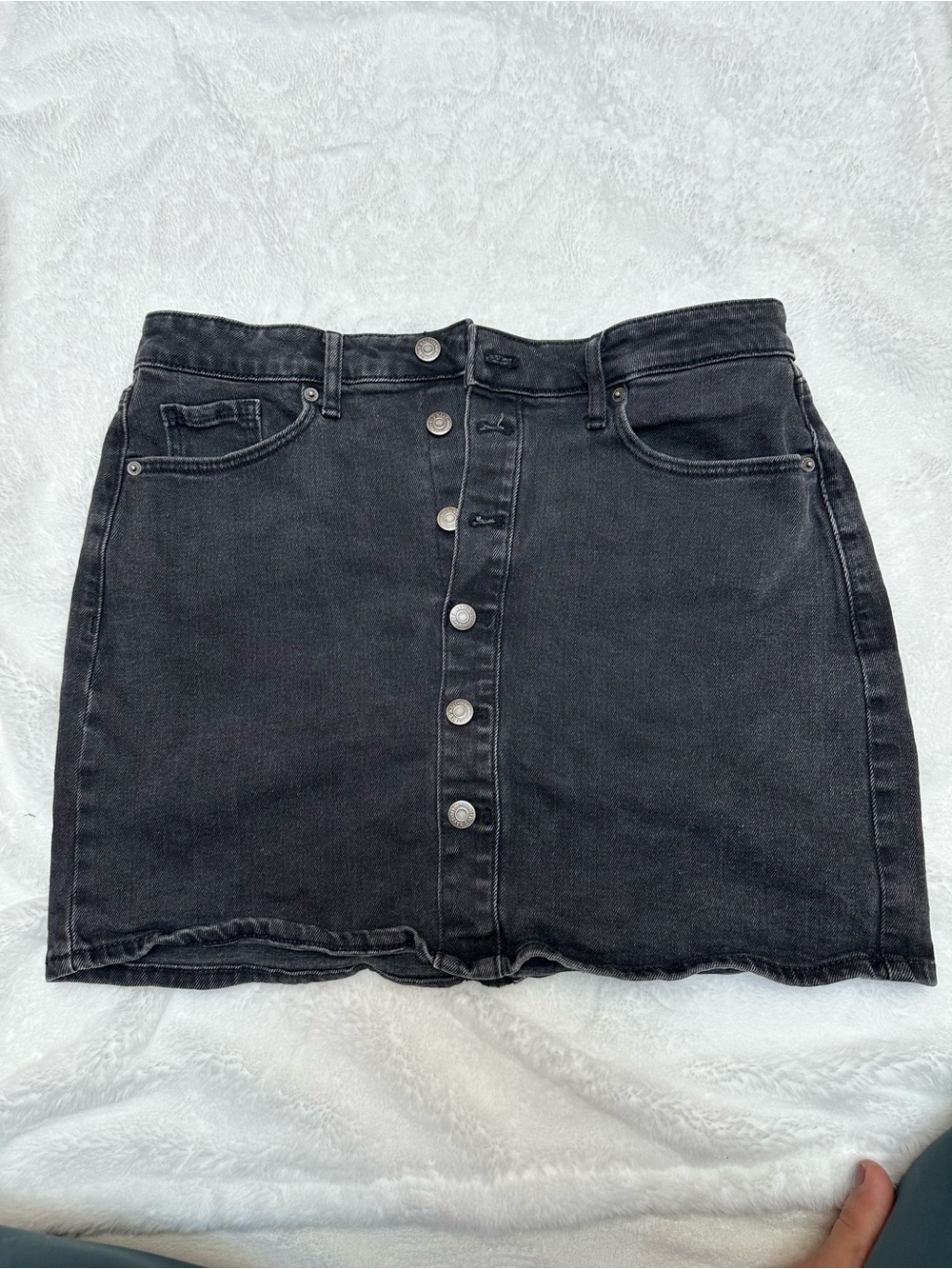Old Navy High-Rise Button-Front Black Denim Mini Skirt (Size 10)